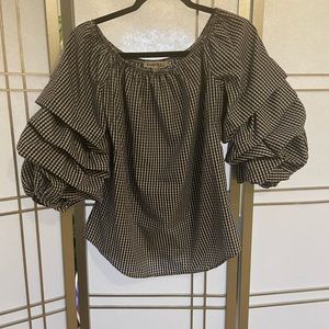 Blue and White Gingham print top.